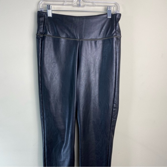 Women’s ATHLETA Black Gleam Faux Leather Front Leggings Size Medium - Picture 3 of 13
